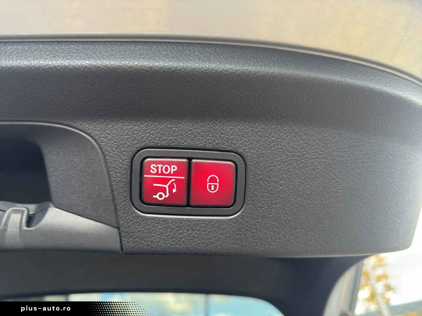 GLE400e AMG Prem AIRMATIC Carbon DISTR Pano MLED