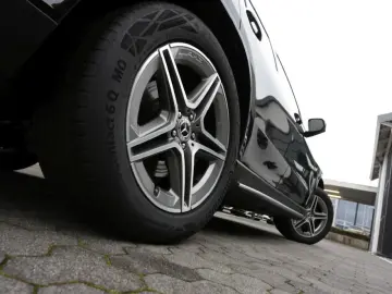 GLE 400 e 4M AMG Night Panorama Sitzklima AHK