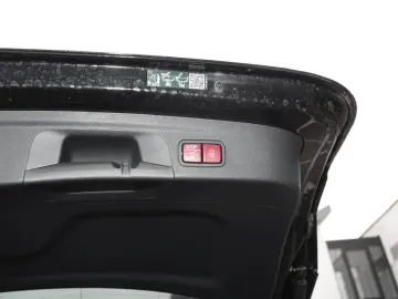 GLE 400 e 4M AMG Night Panorama Sitzklima AHK