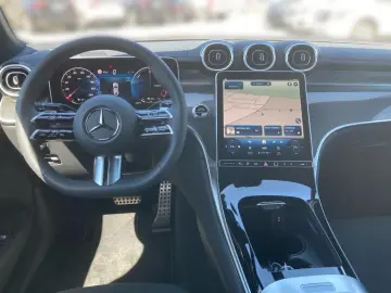 GLC 300 e 4M AMG-Line Night AHK DISTRON MBUX LED