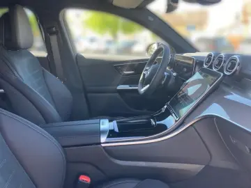 GLC 300 e 4M AMG-Line Night AHK DISTRON MBUX LED