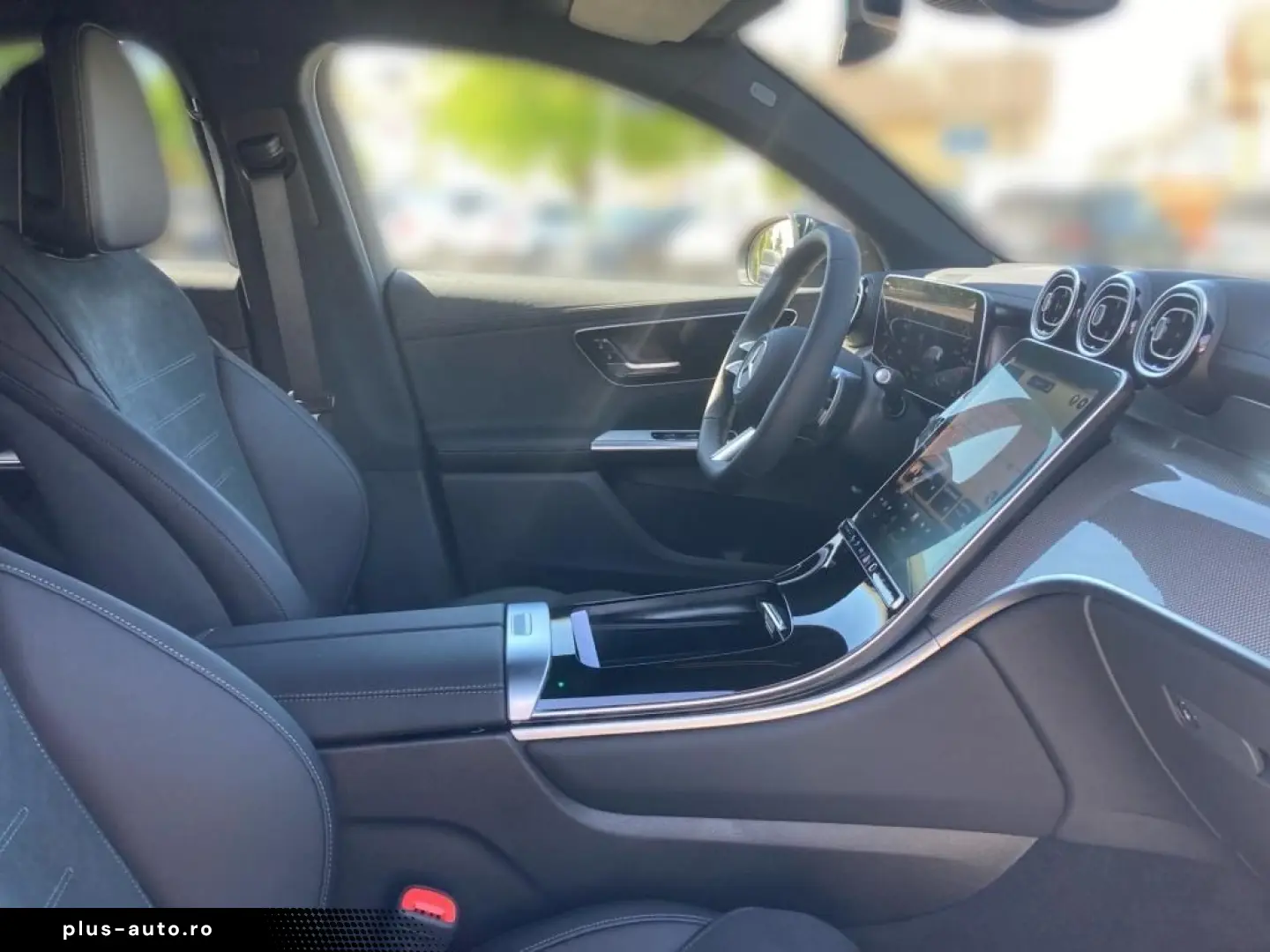 GLC 300 e 4M AMG-Line Night AHK DISTRON MBUX LED