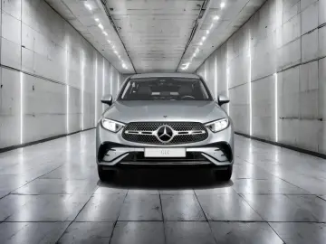 GLC 300 e 4M Coupé AMG AMBIENTE BURMESTER MBUX