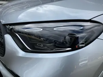 GLC 300 e 4M AMG AHK HuD Pano 360 3D-Sound ACC