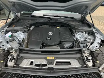 GLC 300 e 4M AMG AHK HuD Pano 360 3D-Sound ACC