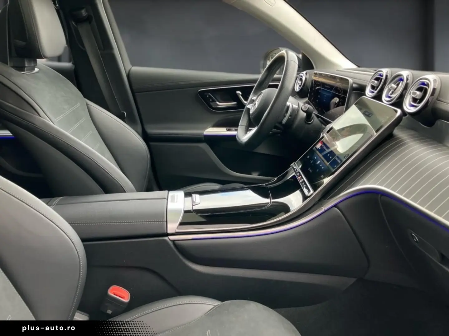 GLC 300 e 4M AMG AHK HuD Pano 360 3D-Sound ACC