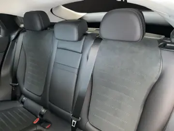 GLC 300 e 4M Coupe AMG NIGHT PANORAMA DISTRONIC