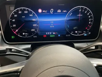 GLC 300 e 4M Coupe AMG NIGHT PANORAMA DISTRONIC