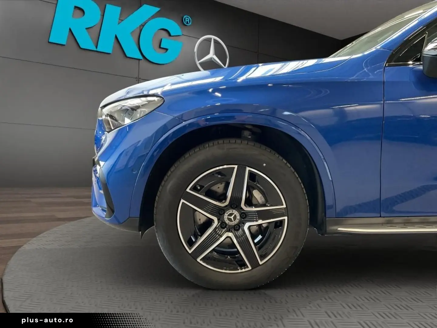 GLC 300 e 4M Coupe AMG NIGHT PANORAMA DISTRONIC