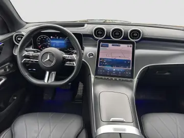 GLC 300 d e 4M Coupé  AMG Digi-Light Memory AHK