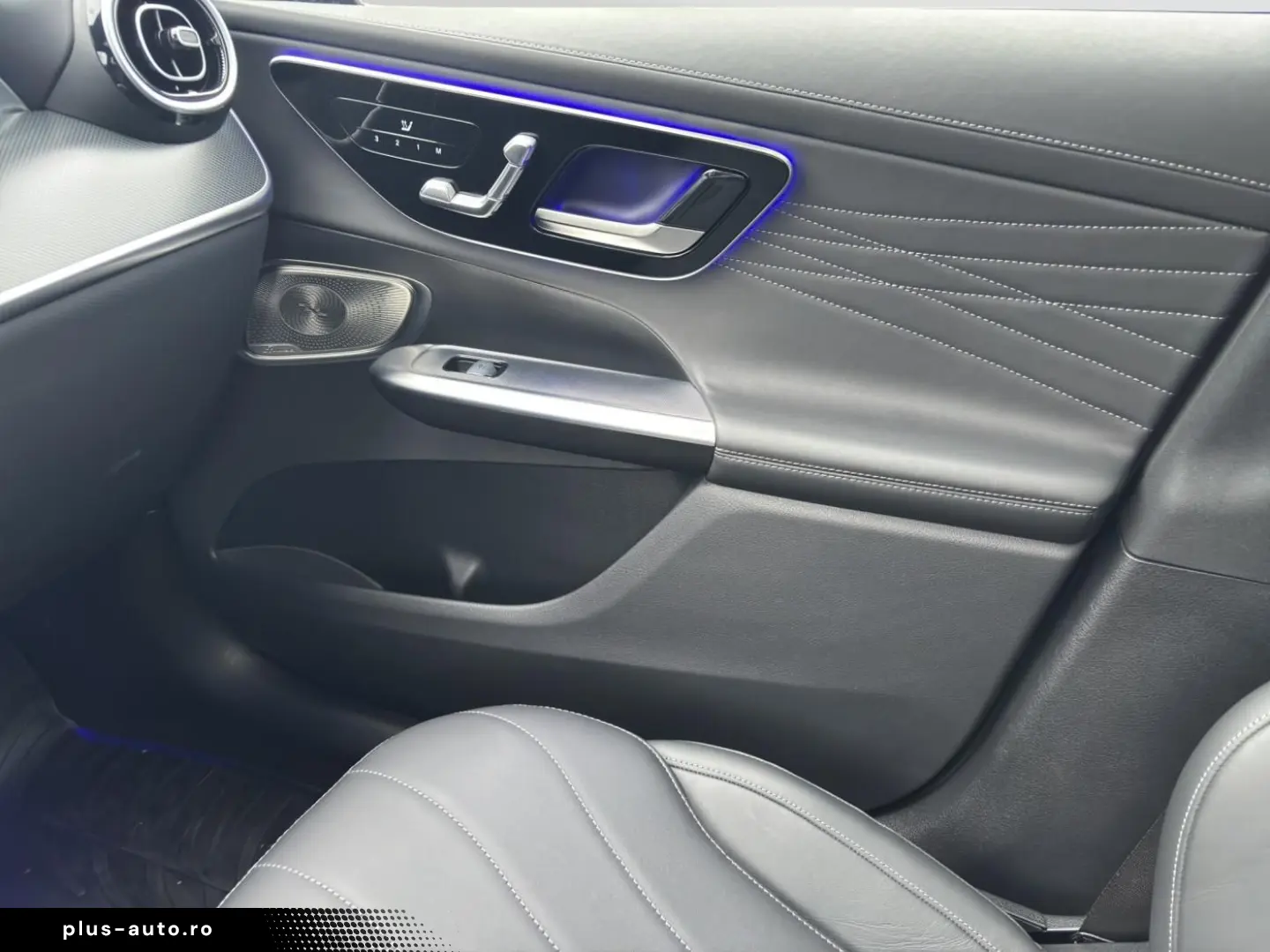 GLC 300 d e 4M Coupé  AMG Digi-Light Memory AHK