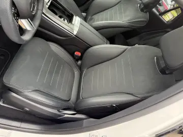 GLC 300e Coupe AMG Prem Night HUD 360 Burm-3D