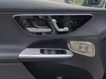 GLC 300 e 4M Coupé AMG-Sport Technik Pano Burm