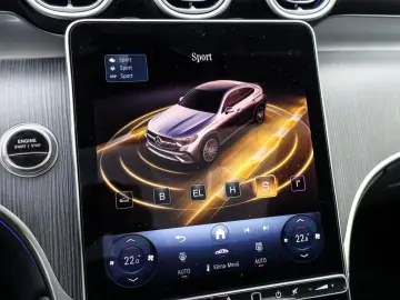 GLC 300 de 4M Coupé AMG-Sport Pano Burm HUD AHK