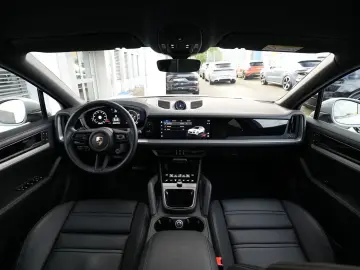 E-Hybrid Coupé ACC-LUFTF-PANO-AHK-MATRIX-BOSE-RS