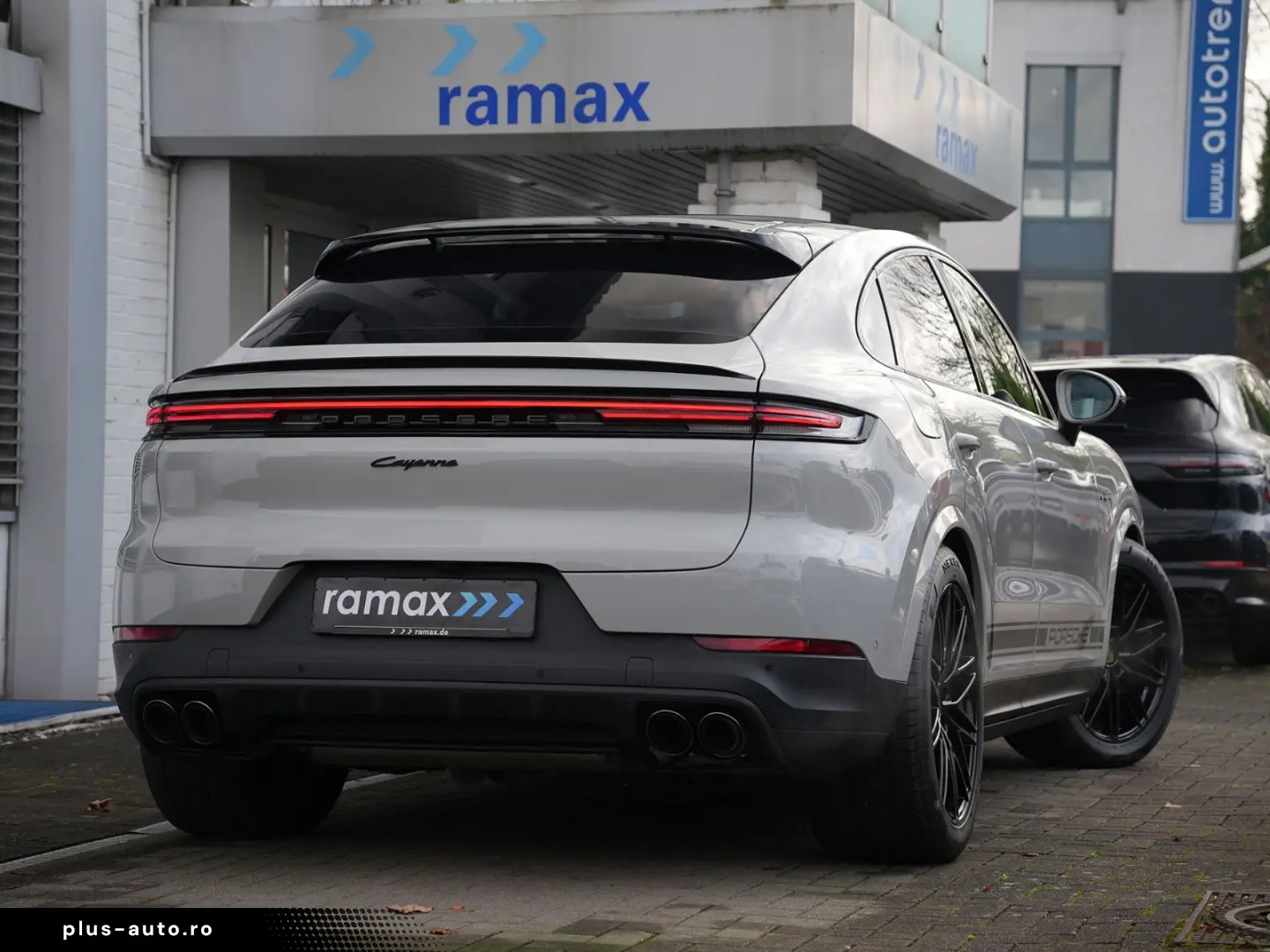 E-Hybrid Coupé ACC-LUFTF-PANO-AHK-MATRIX-BOSE-RS