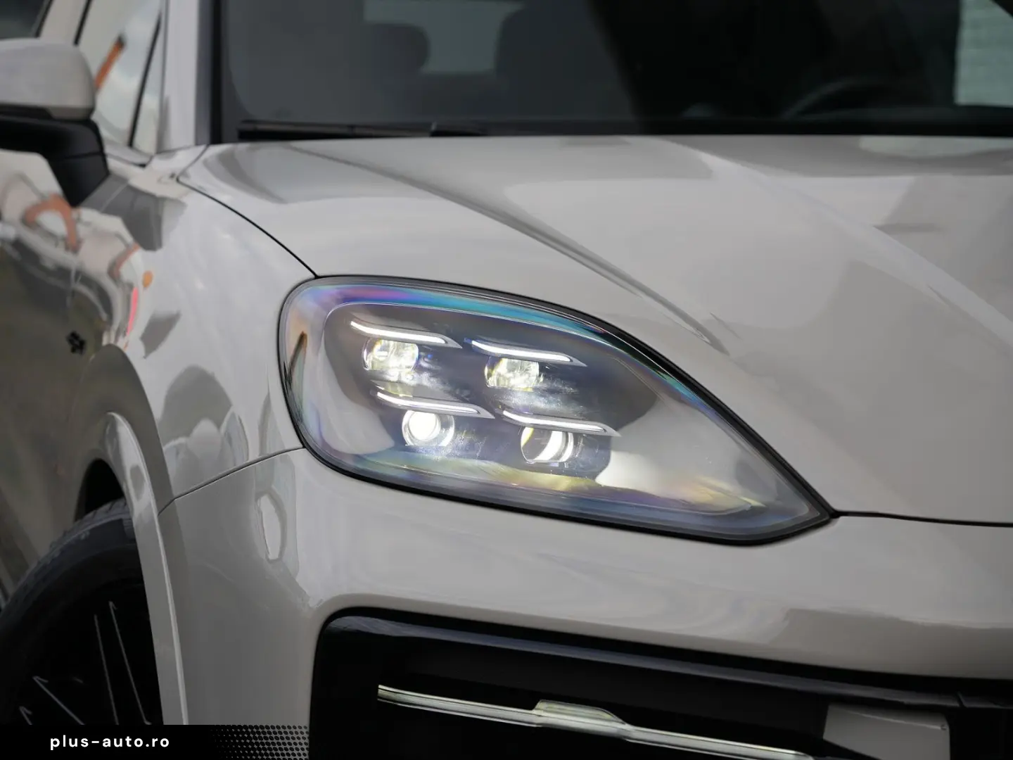 E-Hybrid Coupé ACC-LUFTF-PANO-AHK-MATRIX-BOSE-RS