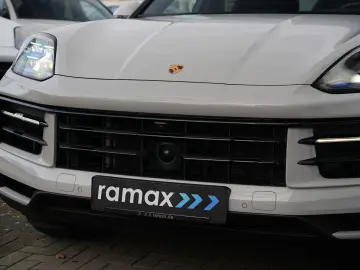 E-Hybrid Coupé ACC-LUFTF-PANO-AHK-MATRIX-BOSE-RS