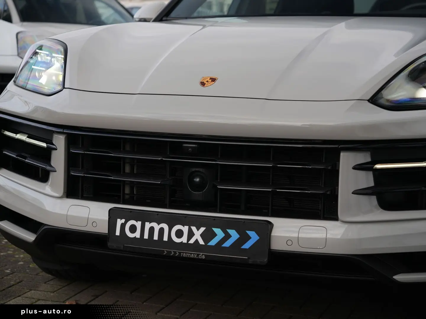 E-Hybrid Coupé ACC-LUFTF-PANO-AHK-MATRIX-BOSE-RS