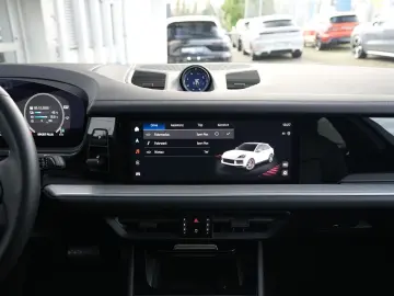 E-Hybrid Coupé ACC-LUFTF-PANO-AHK-MATRIX-BOSE-RS