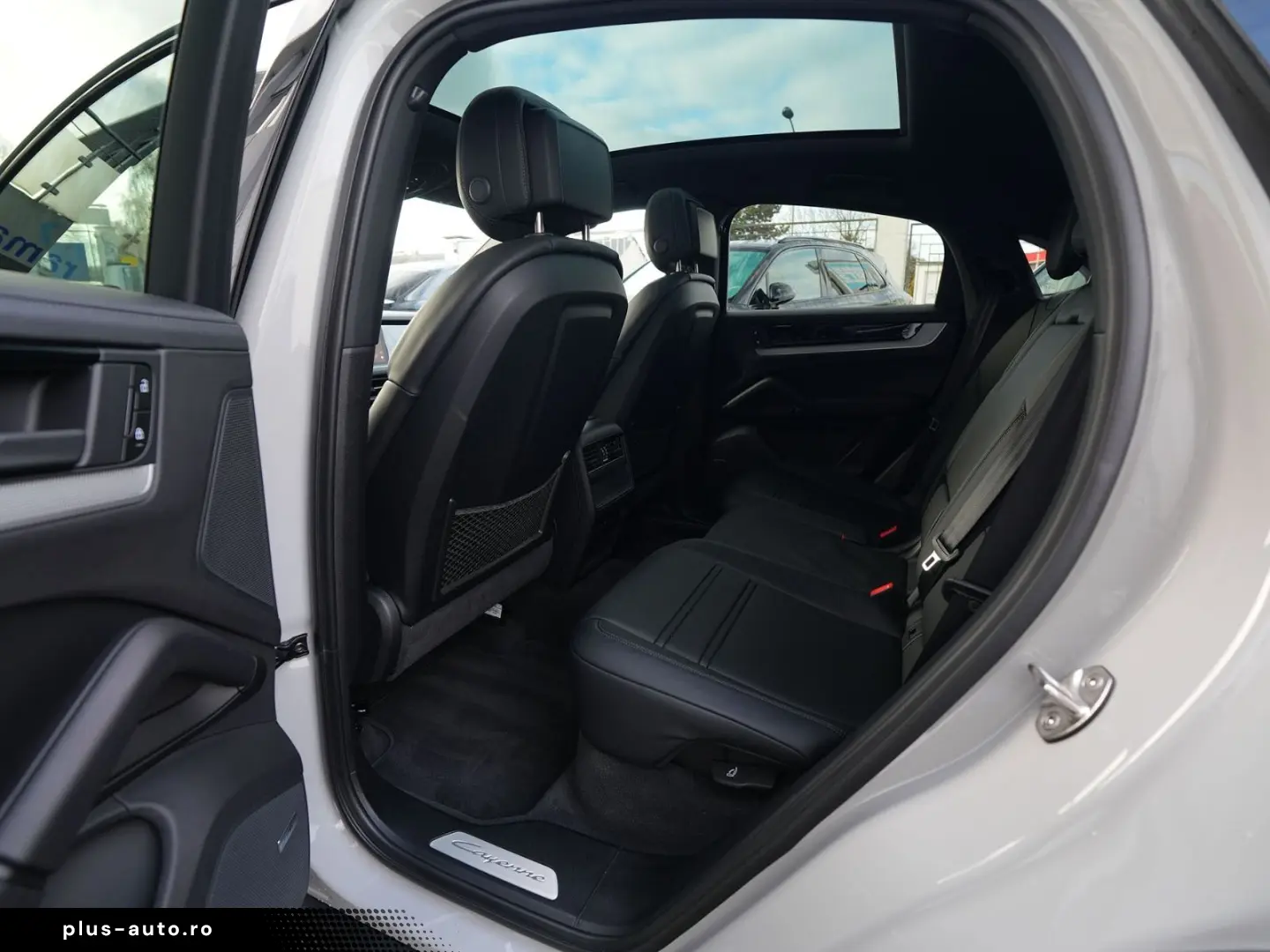 E-Hybrid Coupé ACC-LUFTF-PANO-AHK-MATRIX-BOSE-RS