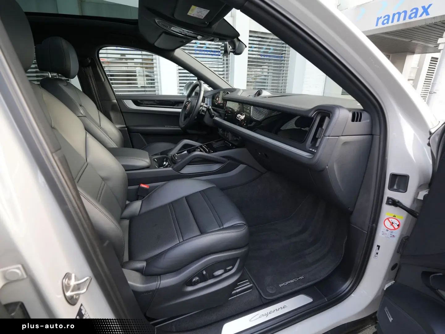 E-Hybrid Coupé ACC-LUFTF-PANO-AHK-MATRIX-BOSE-RS