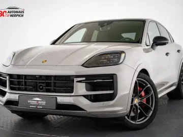 Cayenne GTS Coupé 22  Sport-Paket PDCC HUD HAL