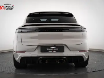 Cayenne GTS Coupé 22  Sport-Paket PDCC HUD HAL