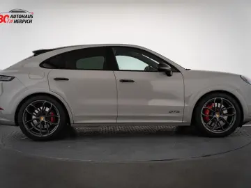 Cayenne GTS Coupé 22  Sport-Paket PDCC HUD HAL