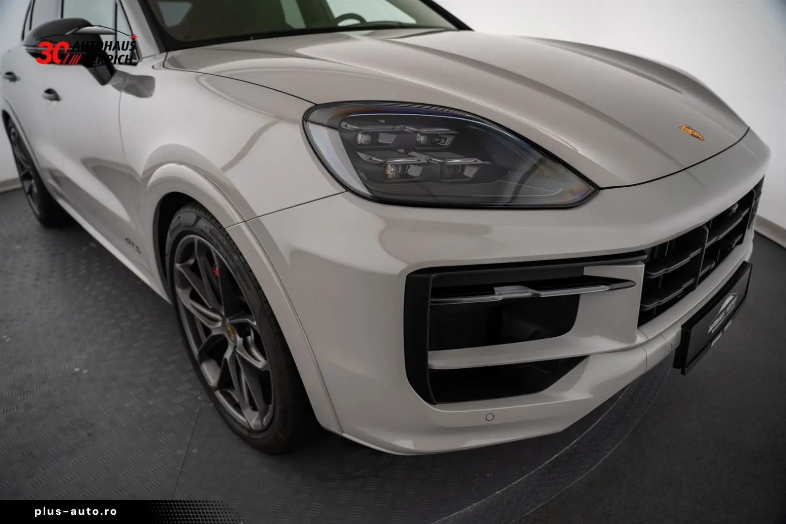 Cayenne GTS Coupé 22  Sport-Paket PDCC HUD HAL