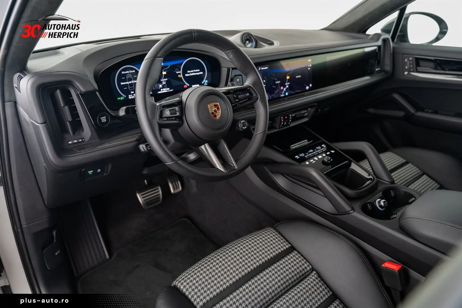 Cayenne GTS Coupé 22  Sport-Paket PDCC HUD HAL