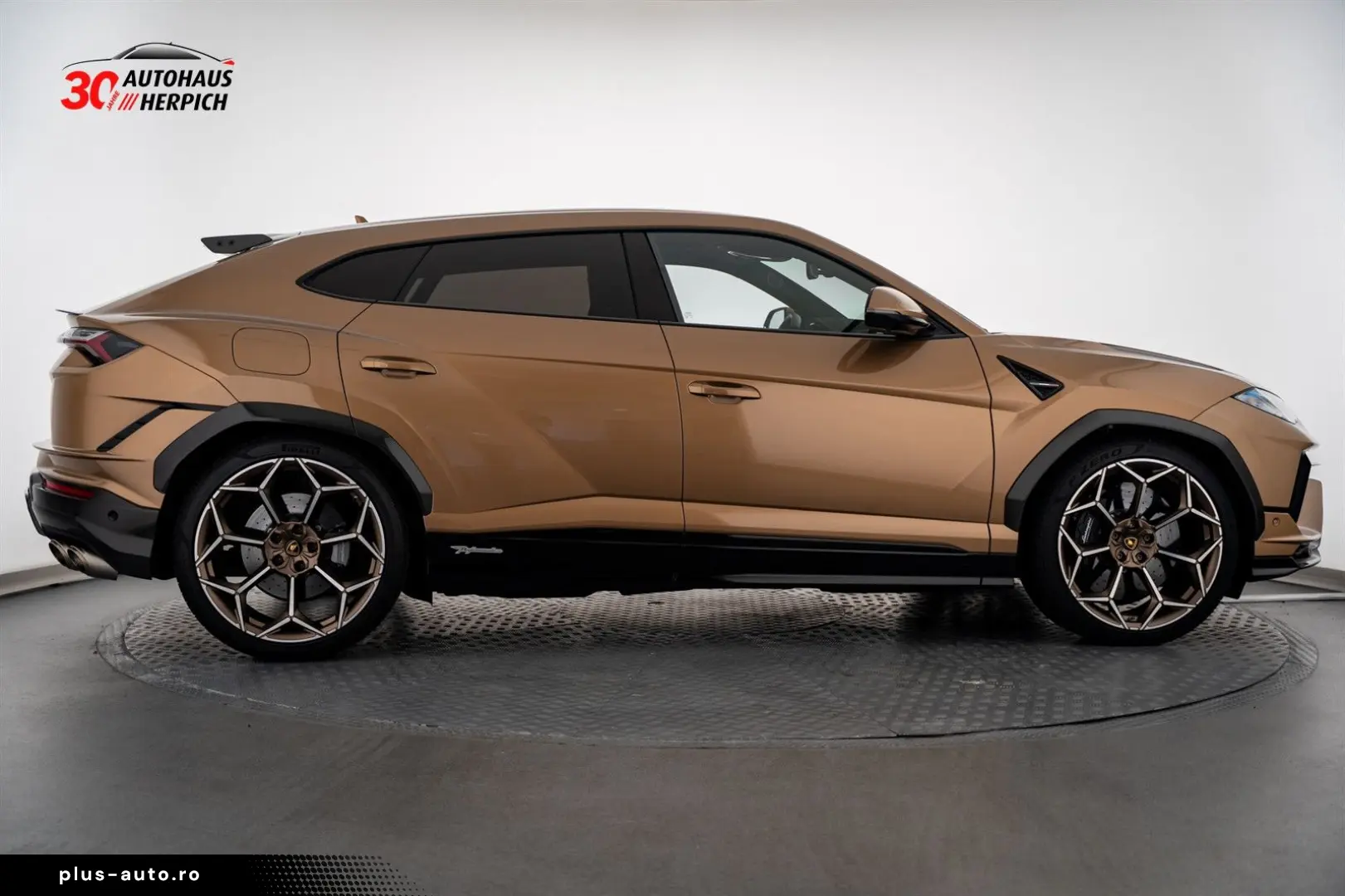 Urus Perfomante 23  Carbon B&O Pano 5Y-Main Xpel