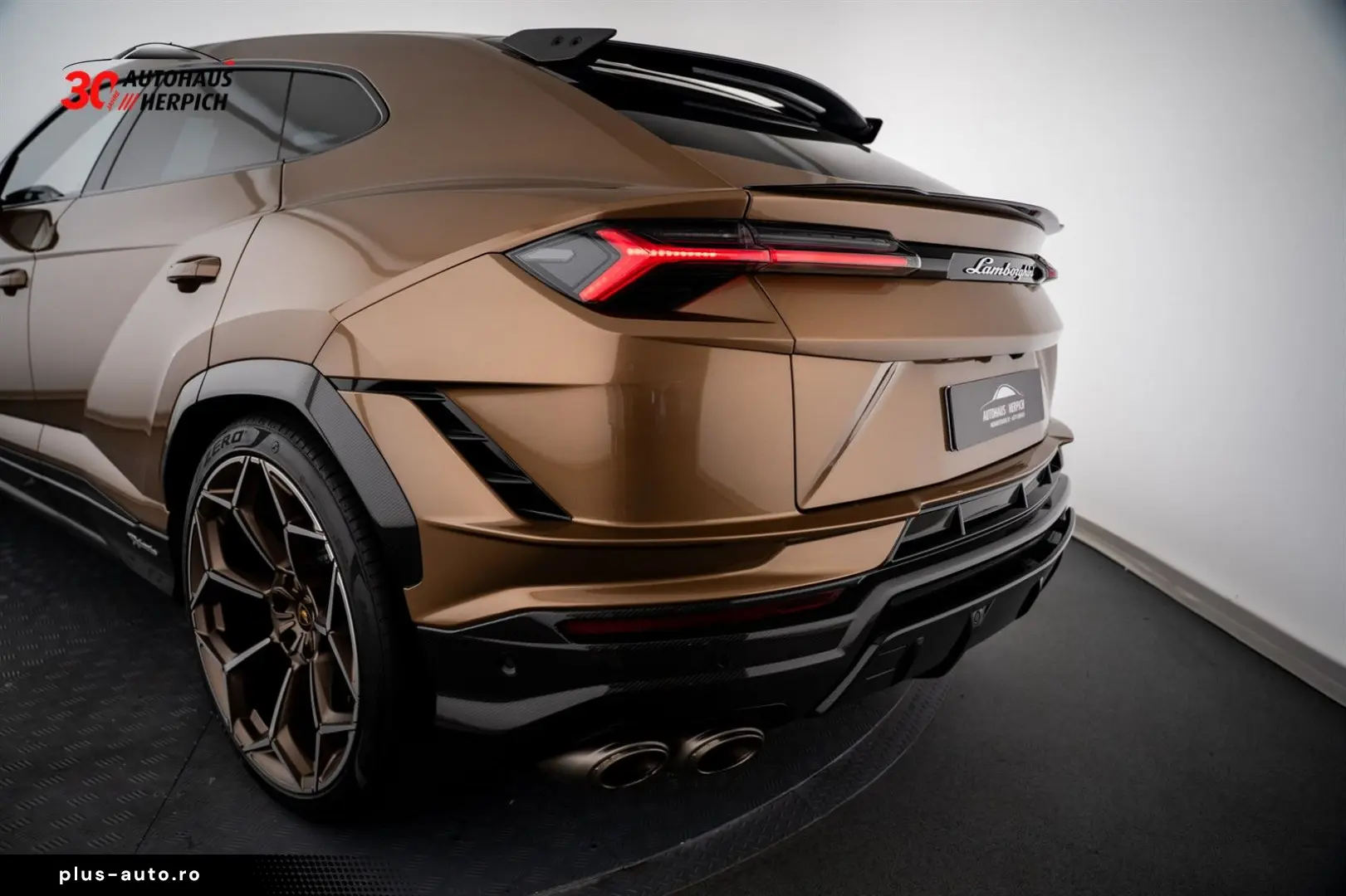 Urus Perfomante 23  Carbon B&O Pano 5Y-Main Xpel