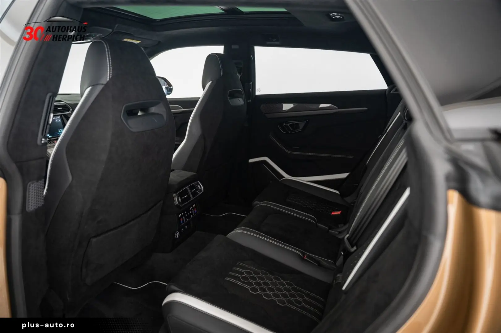 Urus Perfomante 23  Carbon B&O Pano 5Y-Main Xpel