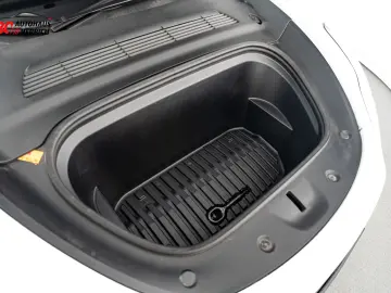 Model Y DUALMOTOR AWD AUTOPILOT HAGELSCHADEN