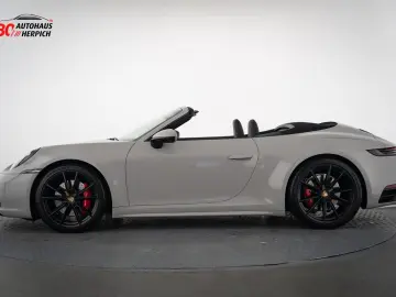 992 .1 Carrera 4S Cabrio Kreide ACC Sitzbelüftun