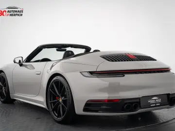 992 .1 Carrera 4S Cabrio Kreide ACC Sitzbelüftun