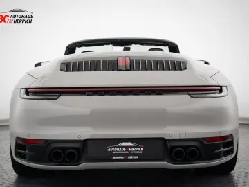 992 .1 Carrera 4S Cabrio Kreide ACC Sitzbelüftun