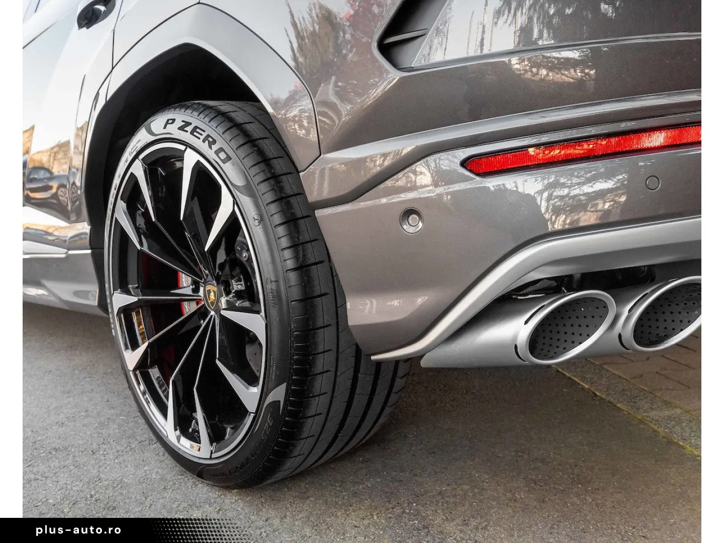 Urus 4.0 V8 Auto. PANO 23 360  B&O HEAD-UP VOLL