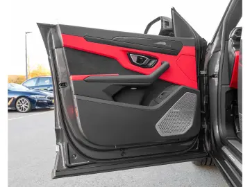 Urus 4.0 V8 Auto. PANO 23 360  B&O HEAD-UP VOLL