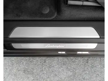 Urus 4.0 V8 Auto. PANO 23 360  B&O HEAD-UP VOLL