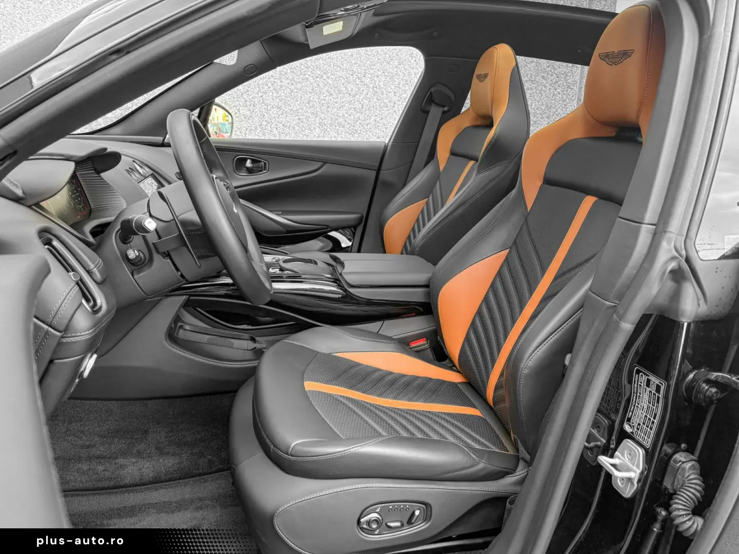 DBX DBX 707 V8 4x4   Panorama ACHAT VENTE REPRIS