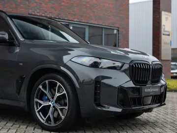 X5 50e xDrive   Pano - AHK - HUD