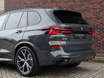 X5 50e xDrive   Pano - AHK - HUD
