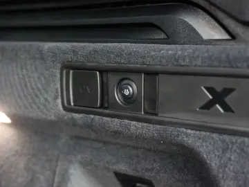 X5 50e xDrive   Pano - AHK - HUD