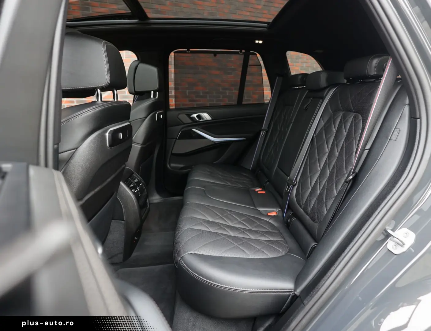 X5 50e xDrive   Pano - AHK - HUD