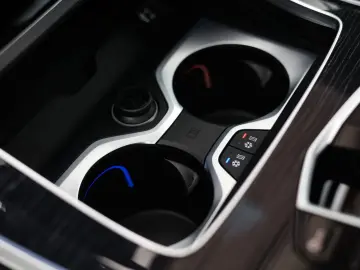 X5 50e xDrive   Pano - AHK - HUD