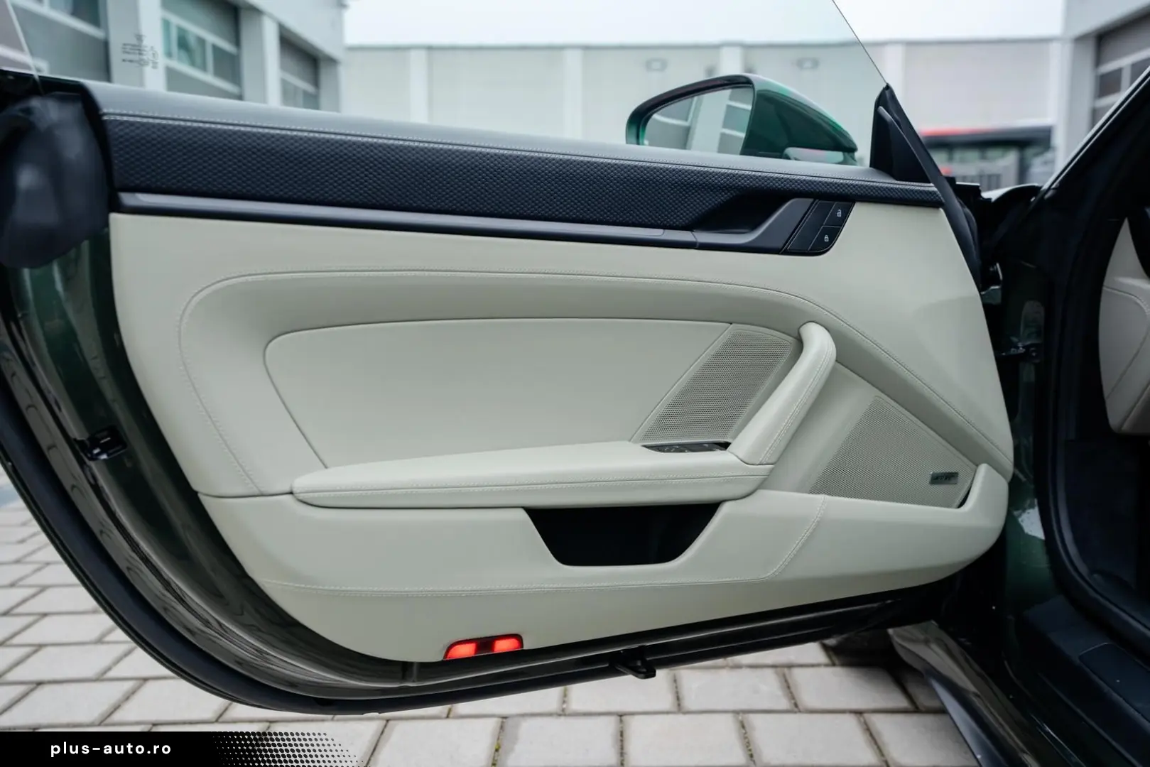 992 GT3 Touring   Oak Green    Islandgrün   Lift