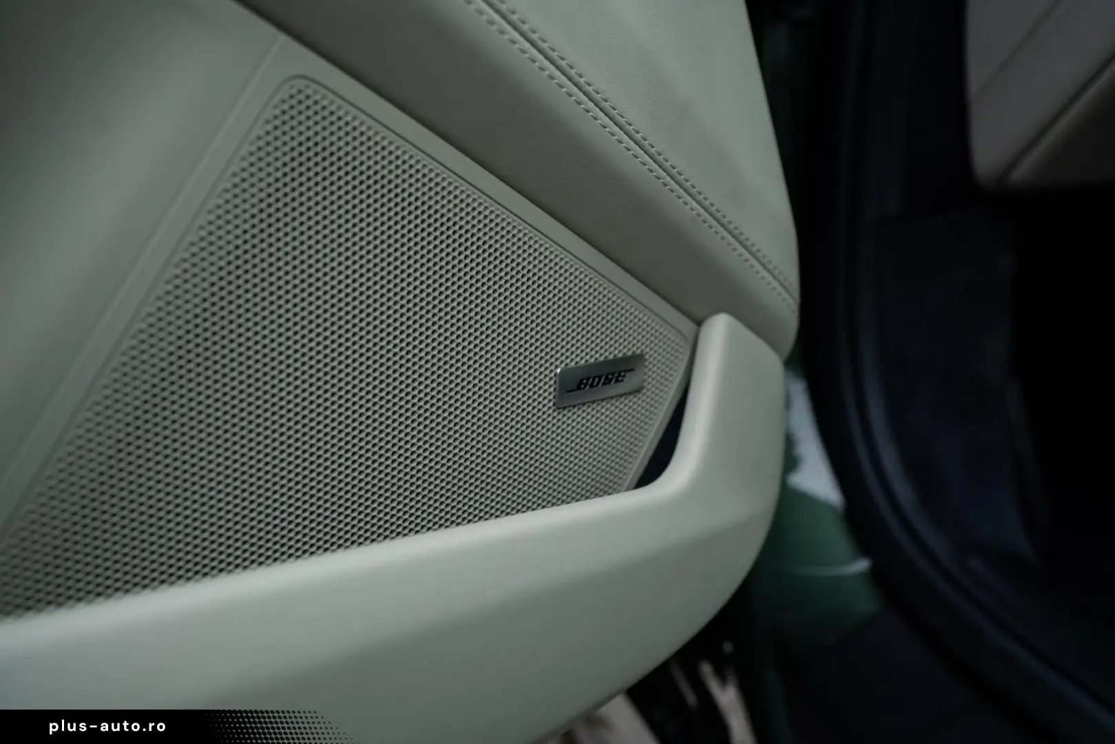 992 GT3 Touring   Oak Green    Islandgrün   Lift