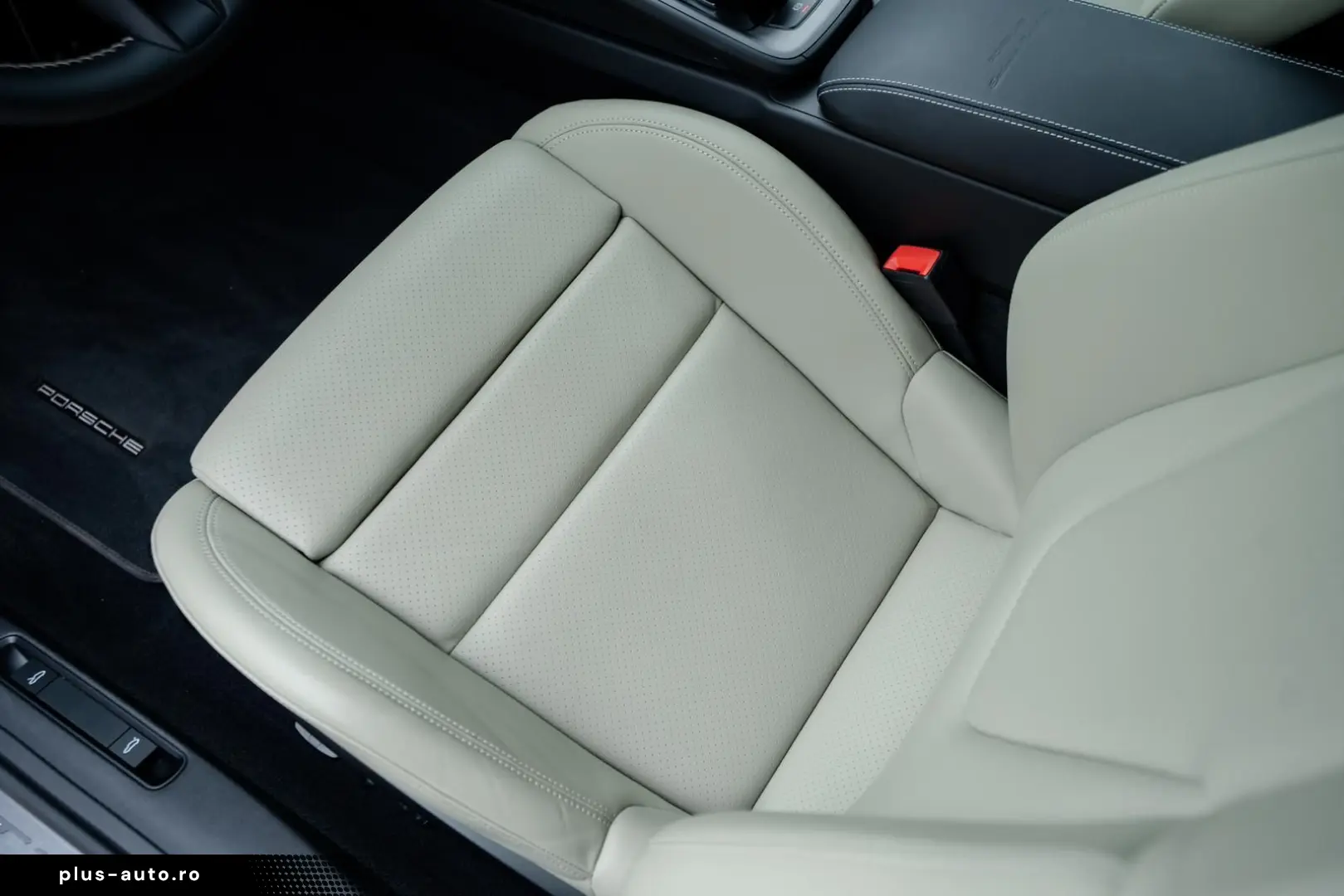 992 GT3 Touring   Oak Green    Islandgrün   Lift